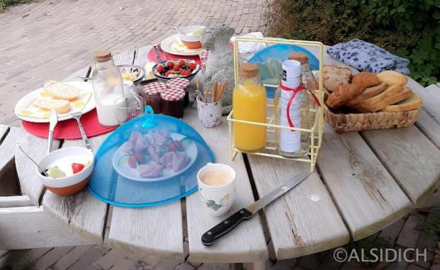 Bed and Breakfast The Wee White Hoose Oosternijkerk Esterno foto