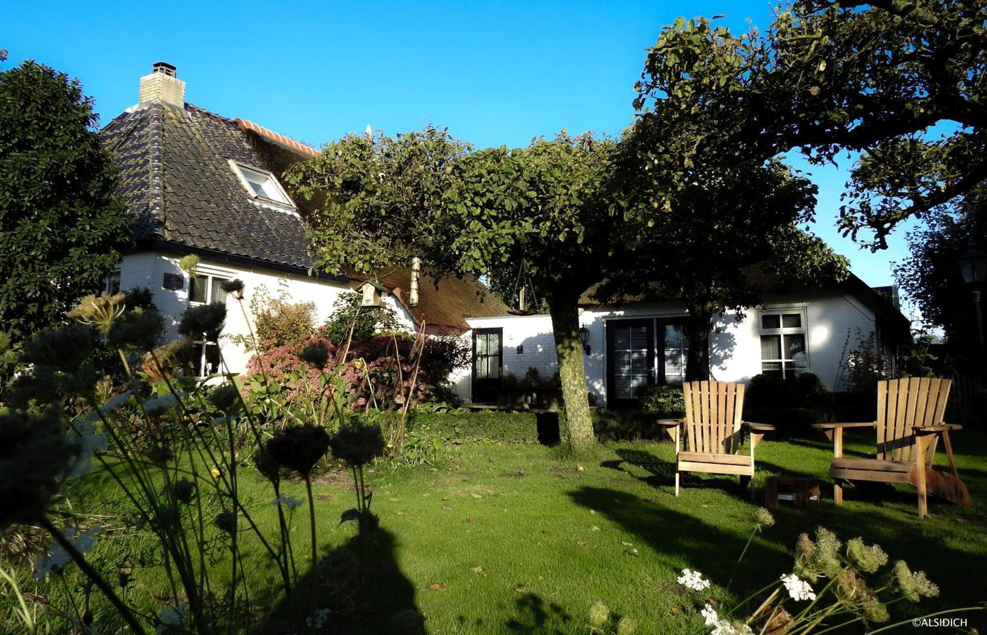 Bed and Breakfast The Wee White Hoose Oosternijkerk Esterno foto